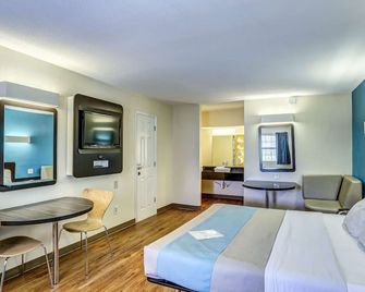 Motel 6 Dickson, TN - Dickson - Спальня