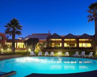 Park Hotel Calama - Calama - Svømmebasseng