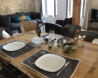 Maison Corbieres - Peyriac-de-Mer - Dining room