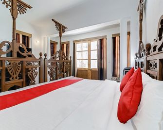 OYO 35498 Shimla British Resort - שימלה - חדר שינה