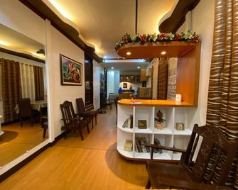 Balay ni Bonsai Apartment, spacious home. - Dumaguete City - Recepción
