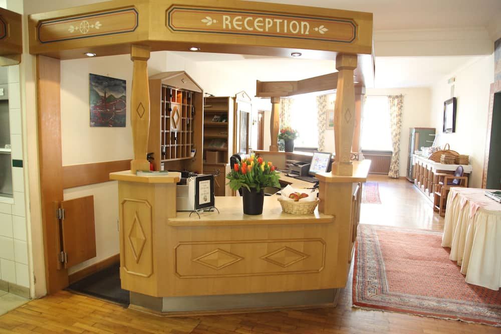 Brauereigasthof/Hotel Bürgerbräu - Bad Reichenhall - Recepción