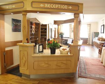 Brauereigasthof/Hotel Bürgerbräu - Bad Reichenhall - Recepción