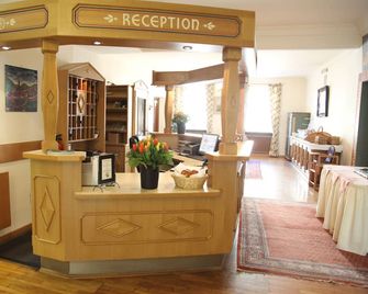 Brauereigasthof/Hotel Bürgerbräu - Bad Reichenhall - Recepción
