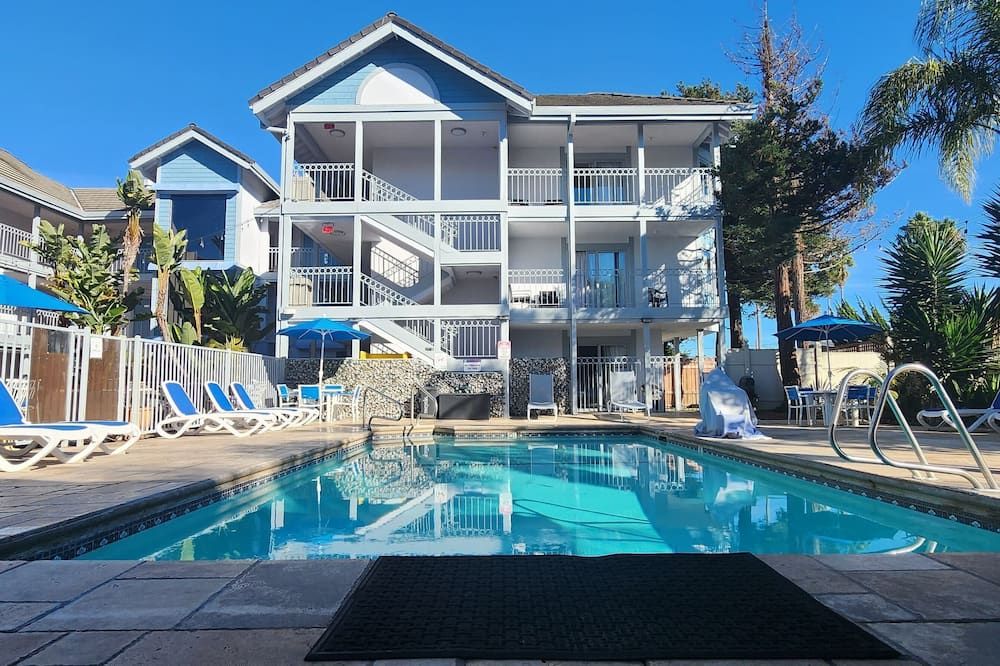 هوتل سولاريس - سانتا كروز (كاليفورنيا) - حوض السباحة