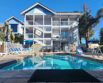 هوتل سولاريس - سانتا كروز (كاليفورنيا) - حوض السباحة