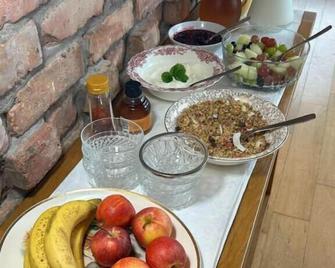 Dunhill Cottage Bed & Breakfast - Hillsborough