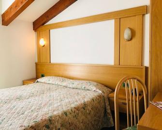 Hotel Santoni - Fucine - Slaapkamer