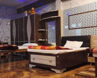 Hotel Pushpanjali - Pithorāgarh - Spa