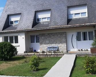 studio 2 personnes entre terre et mer - Questembert - Bâtiment