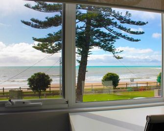Beach Hotel - Burnie - Balkón