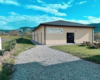 Charda Spa - Seyne - Building