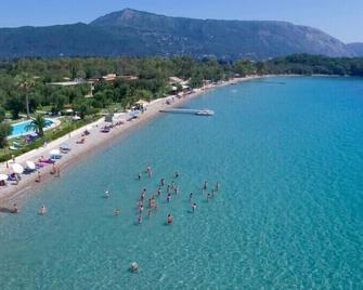 Braziliana Apartments - Dassia - Spiaggia