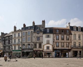 Pretty Studio Gite For Two People - Champagné-le-Sec - Building