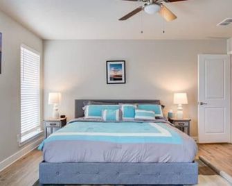 Milano Lodge - Cozy Retreat - Lubbock - Bedroom