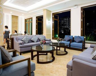 Aiyara Palace - Pattaya Pusat - Lounge