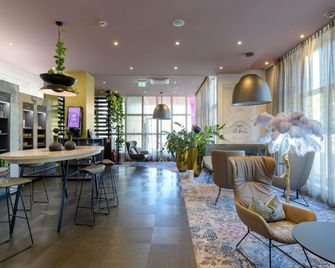 Mercure Hotel Würzburg am Mainufer - Würzburg - Rakennus