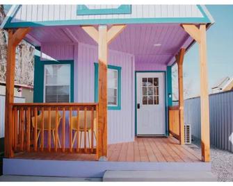 Agave Tiny House At Cactus Flower-Hot Tub-Pet Friendly-No Pet Fees! - Albuquerque - Building