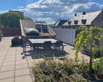 Christianshavn finest with balcony - Copenhaga