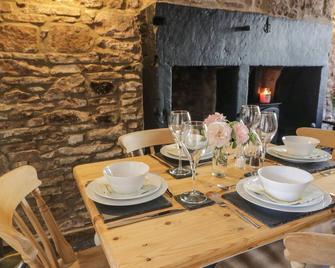 Nursery Cottage - St. Bees - Dining room