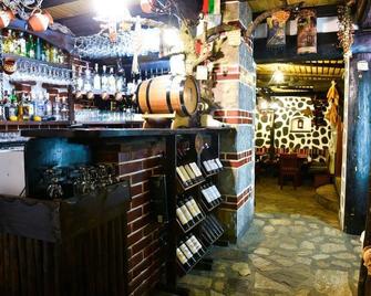 Matsurev Han - Bansko - Bar