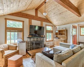 Cozy Retreat - Sandy - Sala de estar