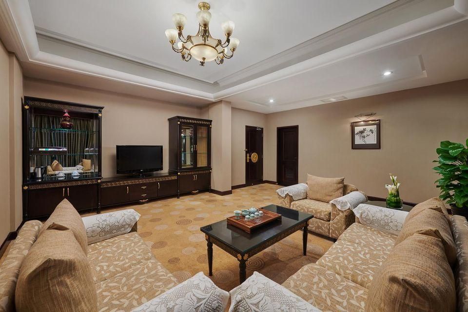 Fragrant Hill Empark Hotel