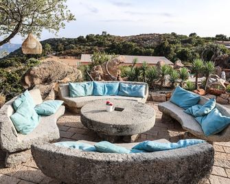 Domaine de Piscia - Figari - Patio