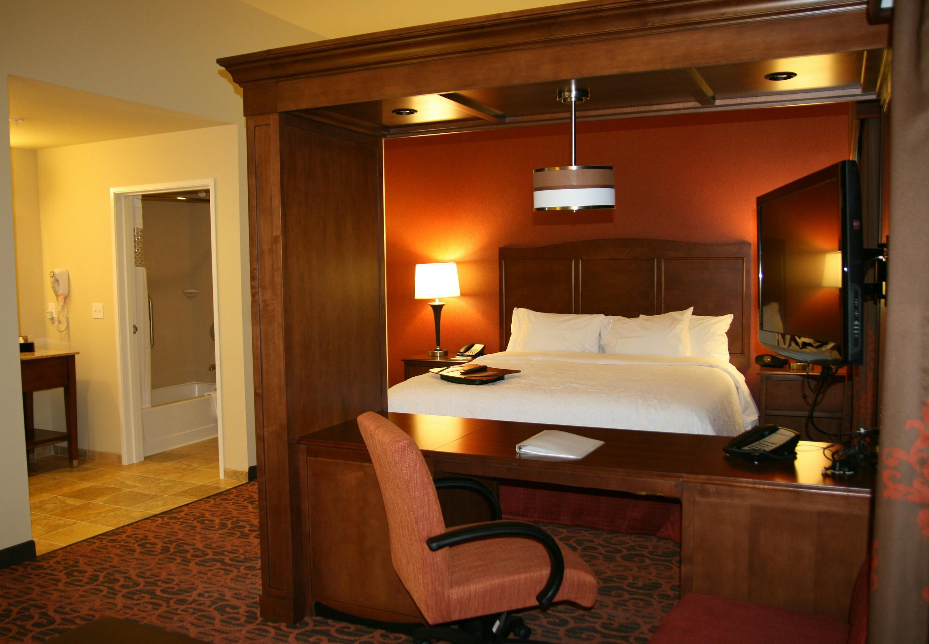 Hampton Inn & Suites Seattle-Airport/28th Ave - סיטאק - חדר שינה