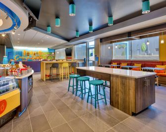 Tru by Hilton Comstock Park Grand Rapids - Comstock Park - Restaurant