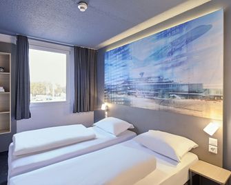 B&b Hotel Koln-Airport - Cologne - Bedroom