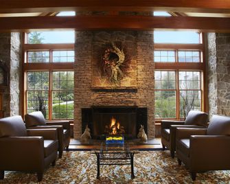Two Trees Inn - Mashantucket - Hol