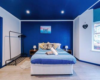 Empire Fleetwood Apartments - Windsor Terrace - Fleetwood - Bedroom
