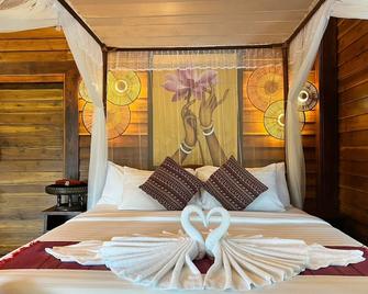 Viking Nature Resort - Ko Phi Phi - Bedroom