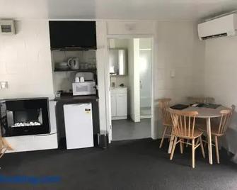 Mackenzie Motel - Fairlie - Dining room