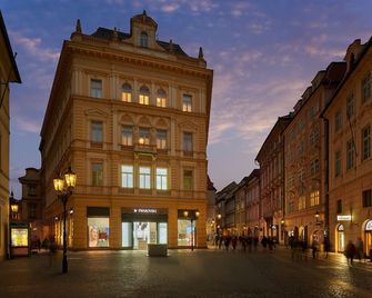 Ventana Hotel Prague - Praag
