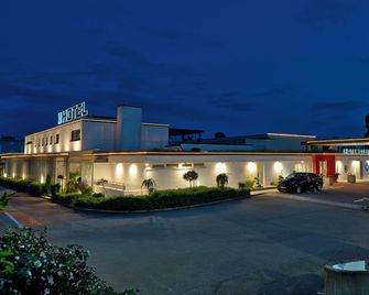 Hotel Egerkingen, idealer Zwischenstopp - Egerkingen - Building