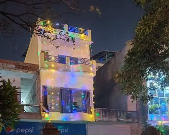 Aasiyana Homes - Rāmnagar - Lobby