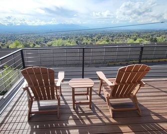 All-New Luxe Stay Views, Sauna & Hot Tub villa - Holladay - Balcony
