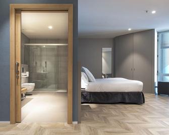 Sleep&Fly - El Prat de Llobregat - Bedroom