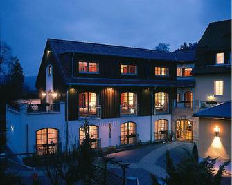 Hotel & Ferienwohnungen Ettrich - Rathen - Edificio