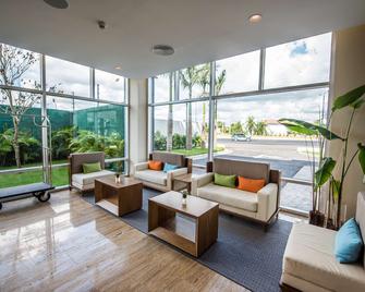 Hampton by Hilton Santo Domingo Airport - Santo Domingo (Dominicaanse Republiek) - Lobby