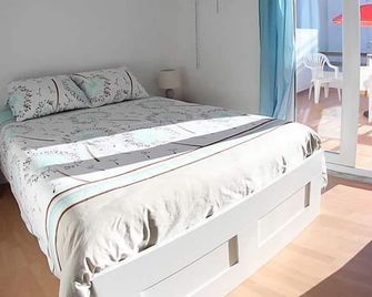 Native Surfhouse - Lourinhã - Schlafzimmer