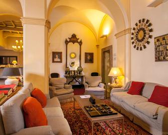 Hotel Adriano - Rome - Living room