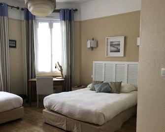 Logis Hotel Au Gre Du Vent - Berck - Bedroom
