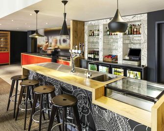 ibis London Stratford - לונדון - בר