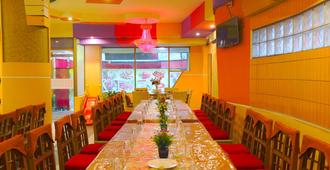 Hotel Farmis Garden - Sylhet - Restaurant