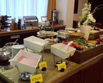 Kurhotel Brussel - Františkovy Lázně - Buffet
