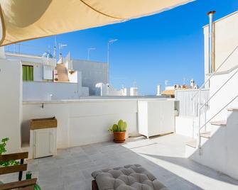 Dim's Apartments by Wonderful Italy - Polignano a Mare - Balcón