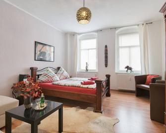 Ferienwohnung Residenz bis 6 Gäste , Ferienwohnung Dresden bis 4 Gäste, Ferienwohnung Elbflorenz bis 2 Gäste - Dresden - Schlafzimmer